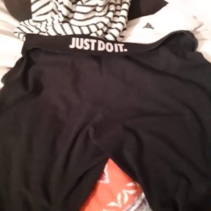 Nike leggings